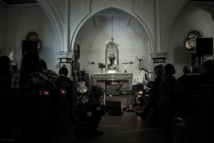 Patrick Wolf in the dark