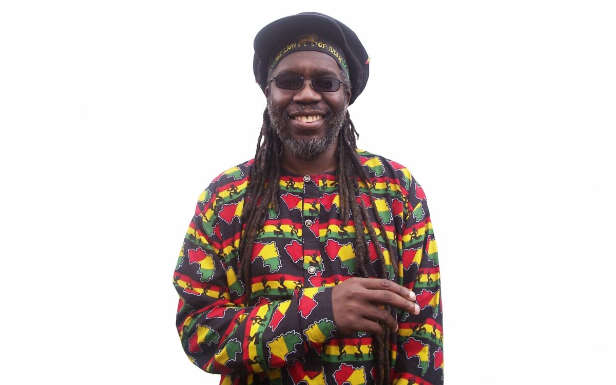 Macka B & The Roots Ragga Band