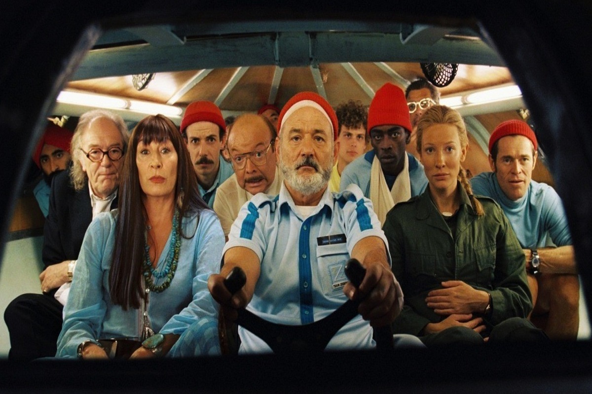 Bill Murray & cast in Wes Anderson's The Life Aquatic