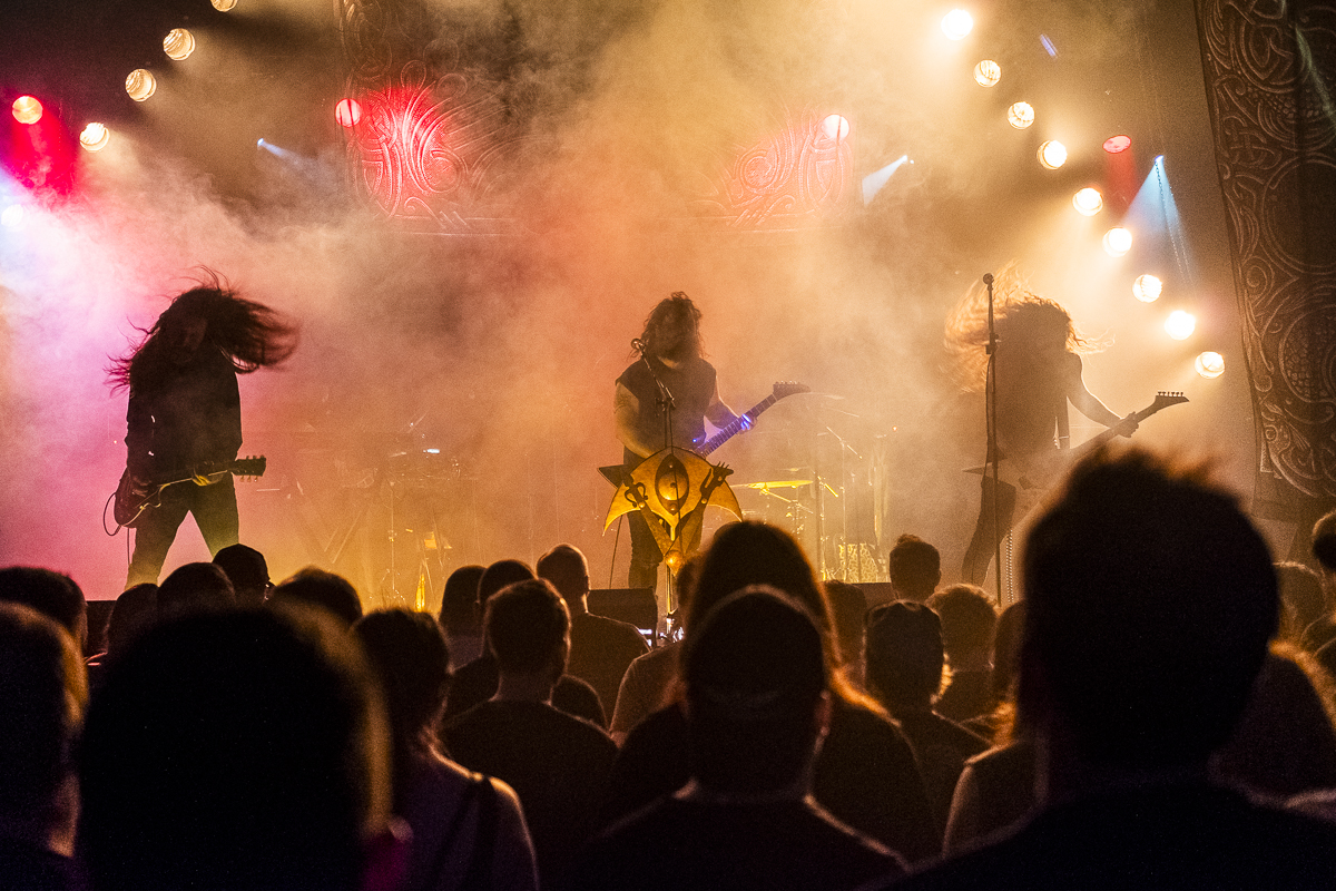 Wolves in the Throne Room (Chris Everett)