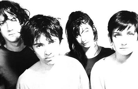 my-bloody-valentine-m-b-v-review-listen-youtube-download-loveless-band-shot.jpg