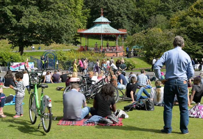 Crowd at the Bandstand