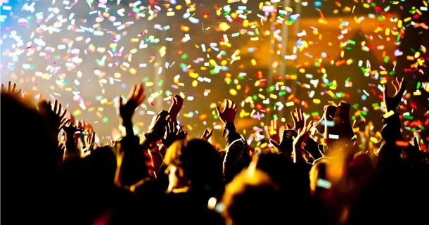 concert-festival-crowd