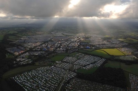 SHOWBIZ_Glastonbury_1_644.jpg