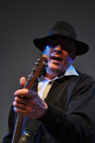 rhysguitarportrait.jpg