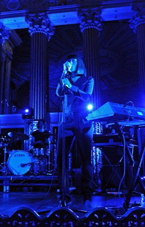 NWSGAV100611LADYTRON-2.jpg