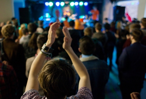 Crowd at LSC 2012.jpg