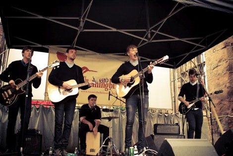 The Hummingbirds live at X & Y Festival Liverpool.jpg