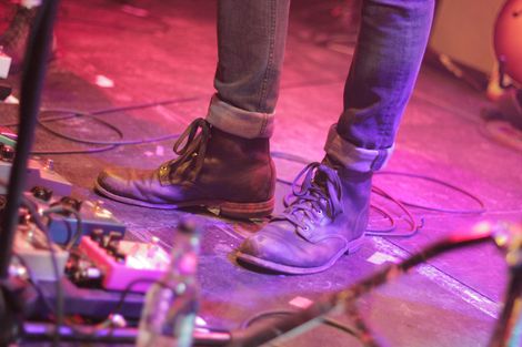 Local-Natives-kazimier-review-pictures-shoes.jpg