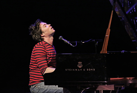 rufus-wainwright-liverpool-philharmonic-hall-rhodes