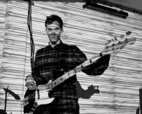 outfit-easter-island-head-bird-blade-factory-lunar-modular-liverpool-gaz-jones