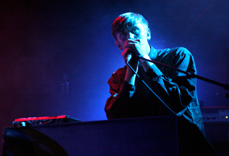 festevol-kazimier-liverpool-outfit
