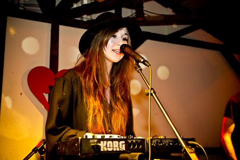 festevol-kazimier-liverpool-bird