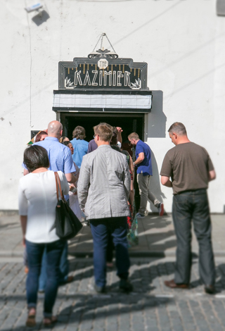 festevol-the-kazimier-liverpool-kaz-queue.jpg