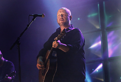 pixies-manchester-apollo-review-frank-black.jpg