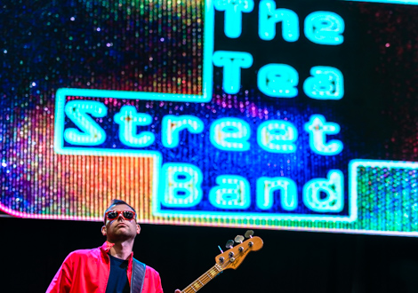 tea street band live at aintree 2
