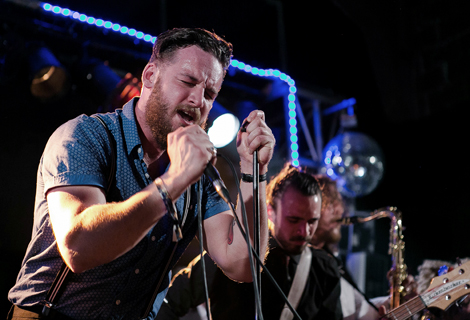 broken men live at threshold 2014