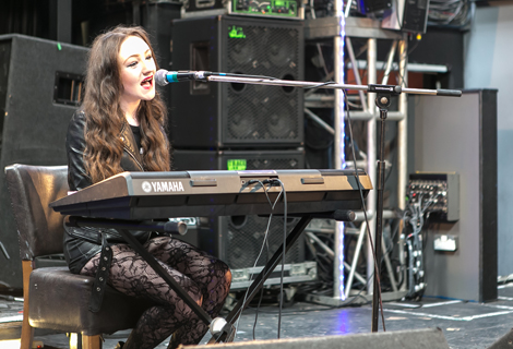 Daisy Gill live at Threshold 2014