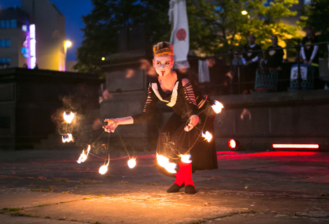 LightNight (10) fire dancers