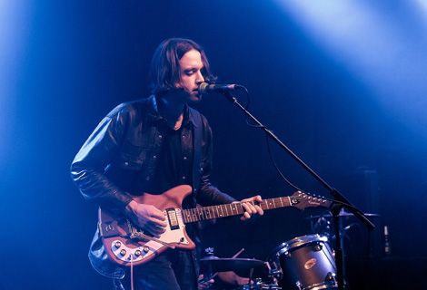 Young husbands live evac